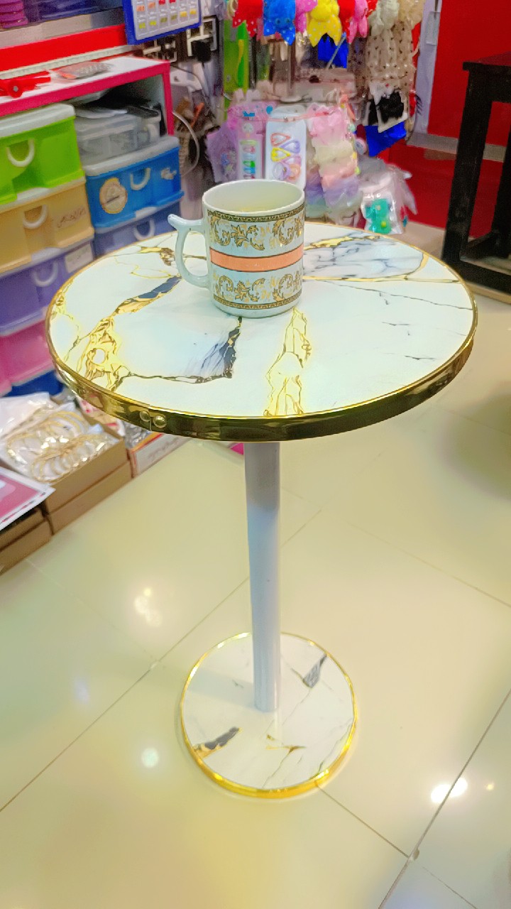 COFFEE TABLE - Image 14